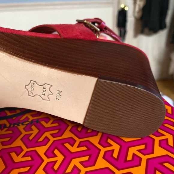 🆕Tory Burch Red Wedge Sandals❤️ - Picture 5 of 5